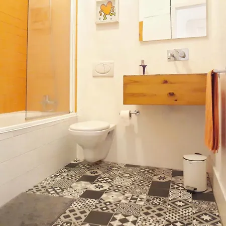Homestay City Alfama *